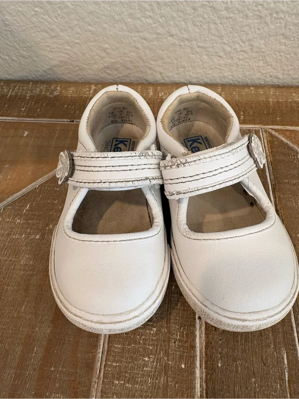Keds White Girls' Mary Jane Shoes Strap Ella toddler 4.5 Wide